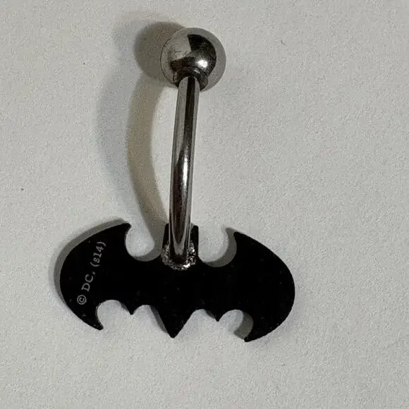 DC Comics Batman Logo 316L Stainless Steel 14G Body Jewelry Belly Navel Ring - Picture 4 of 6